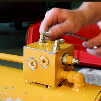 Leak on an OEM Hydraulic Cylinder